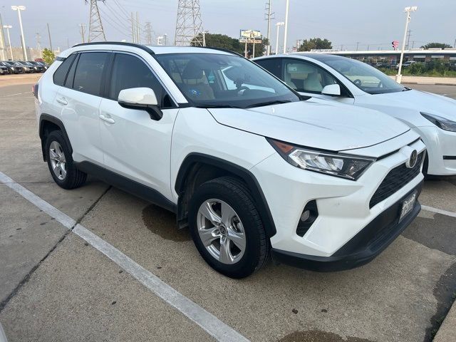 2021 Toyota RAV4 XLE