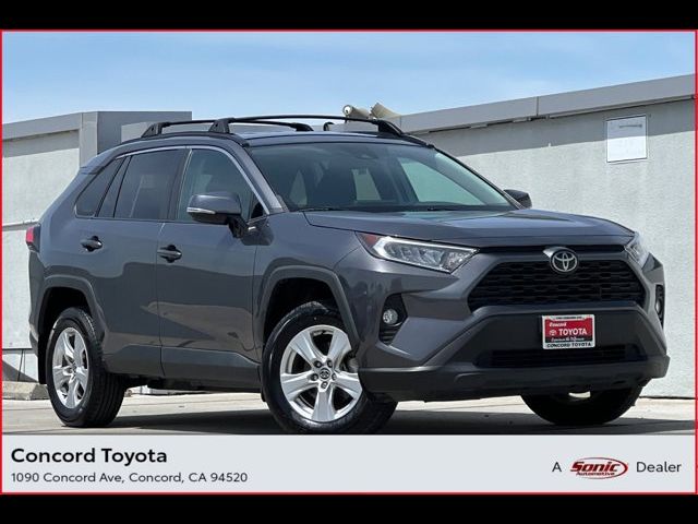 2021 Toyota RAV4 XLE