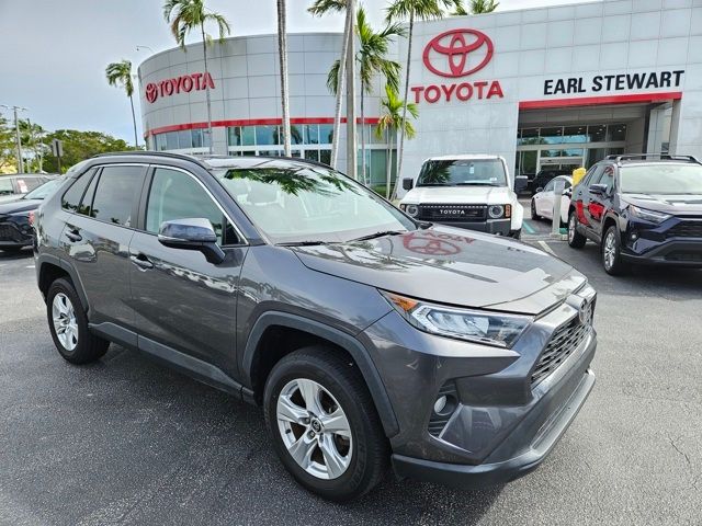 2021 Toyota RAV4 XLE