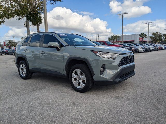 2021 Toyota RAV4 XLE