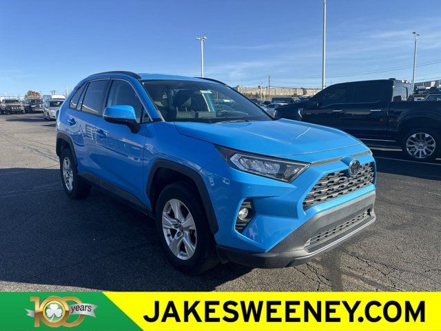 2021 Toyota RAV4 XLE