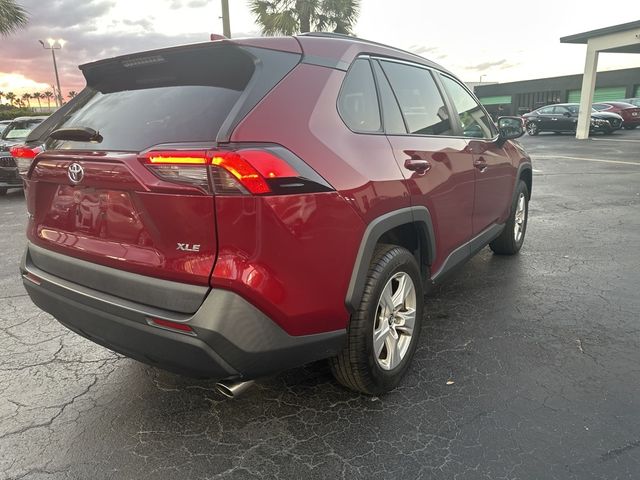 2021 Toyota RAV4 XLE