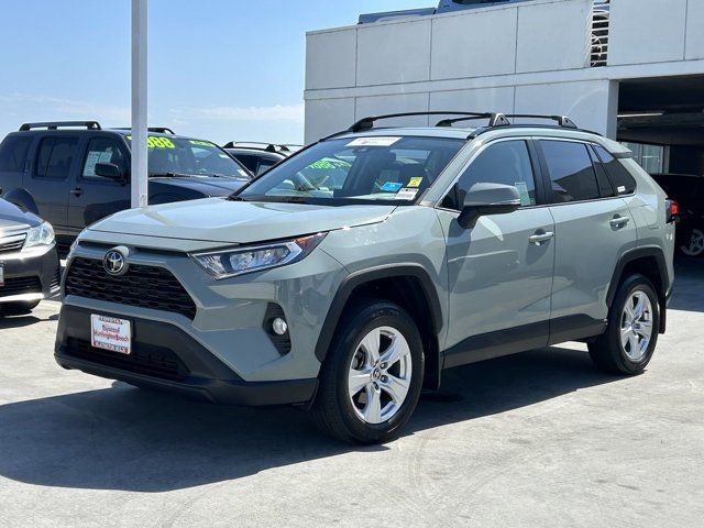 2021 Toyota RAV4 XLE