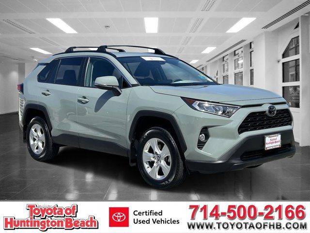 2021 Toyota RAV4 XLE