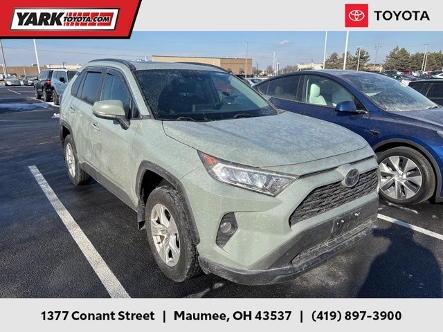 2021 Toyota RAV4 XLE