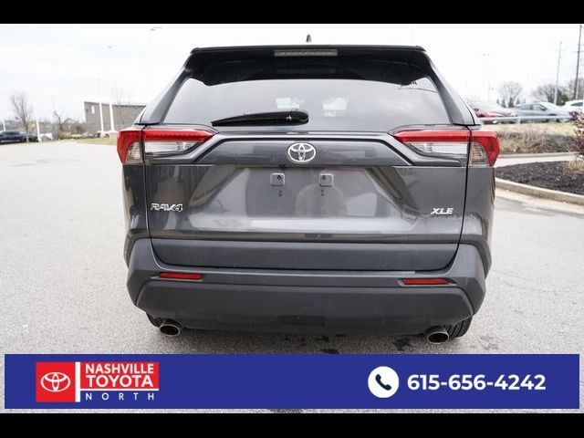 2021 Toyota RAV4 XLE