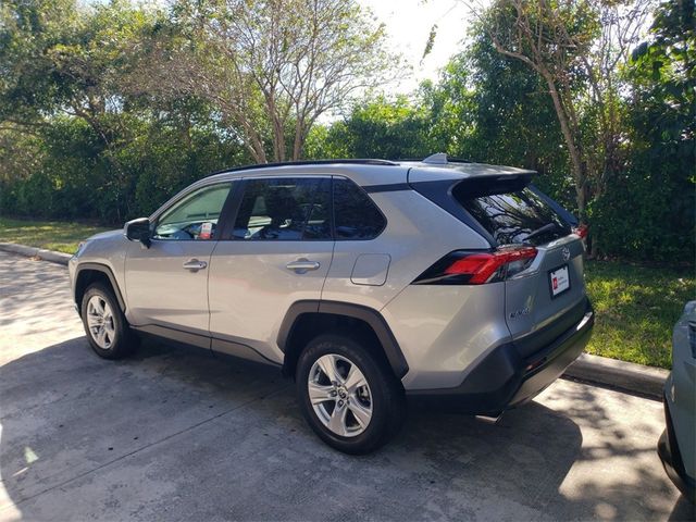 2021 Toyota RAV4 XLE