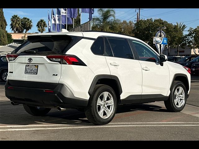 2021 Toyota RAV4 XLE