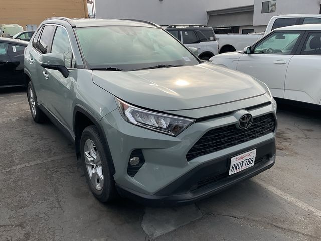 2021 Toyota RAV4 XLE