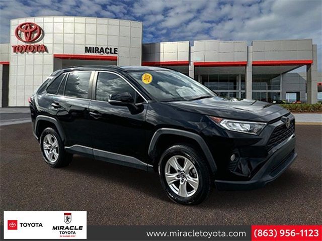 2021 Toyota RAV4 XLE