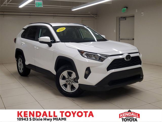 2021 Toyota RAV4 XLE