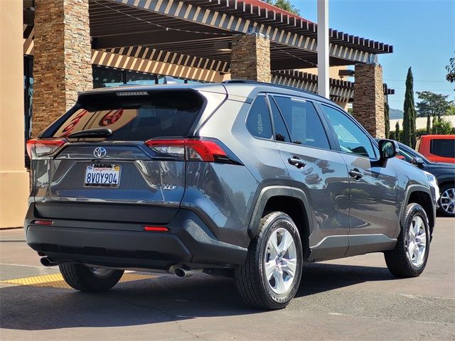 2021 Toyota RAV4 XLE