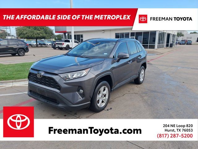 2021 Toyota RAV4 XLE