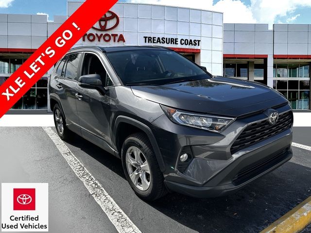 2021 Toyota RAV4 XLE