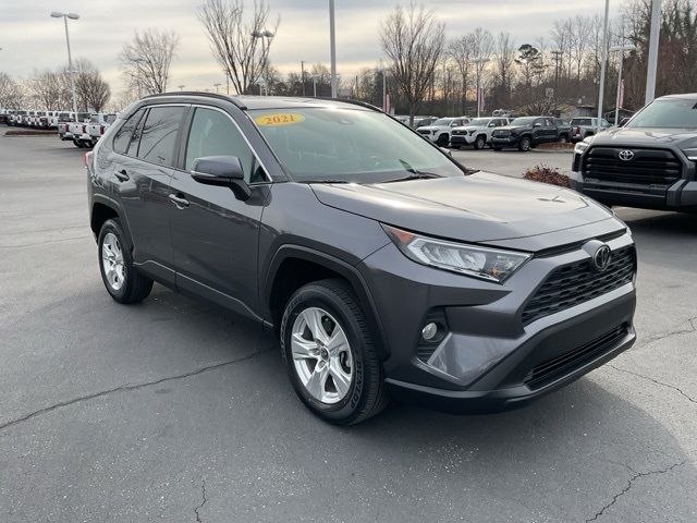 2021 Toyota RAV4 XLE