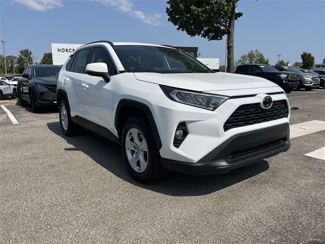 2021 Toyota RAV4 XLE