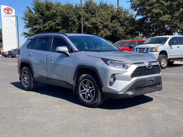 2021 Toyota RAV4 XLE