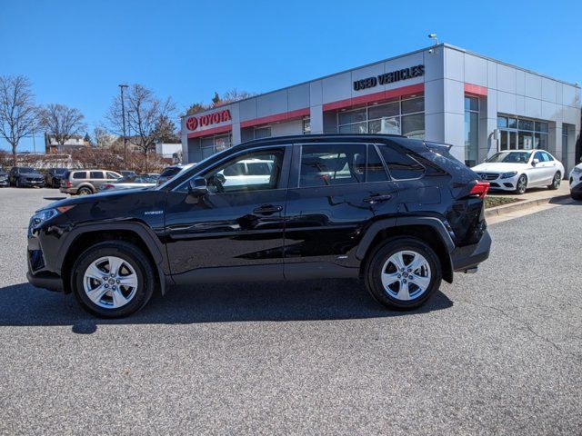 2021 Toyota RAV4 Hybrid XLE