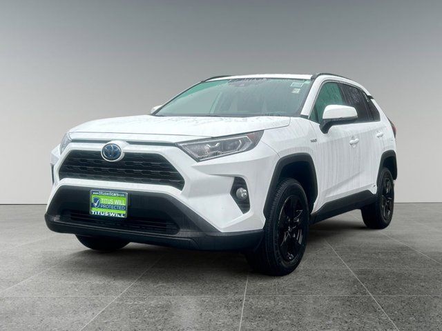 2021 Toyota RAV4 Hybrid XLE