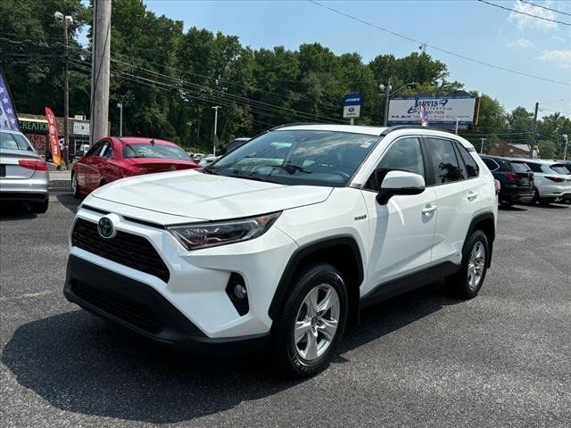 2021 Toyota RAV4 Hybrid XLE