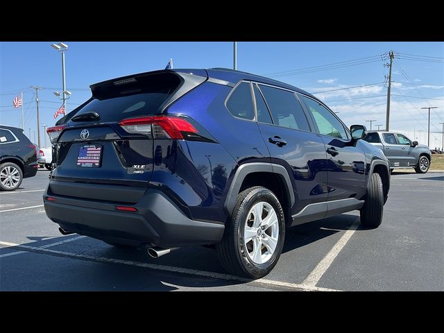 2021 Toyota RAV4 XLE