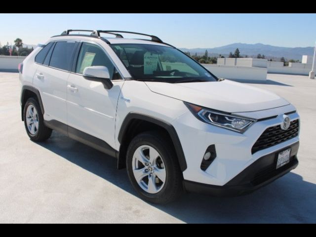 2021 Toyota RAV4 Hybrid XLE