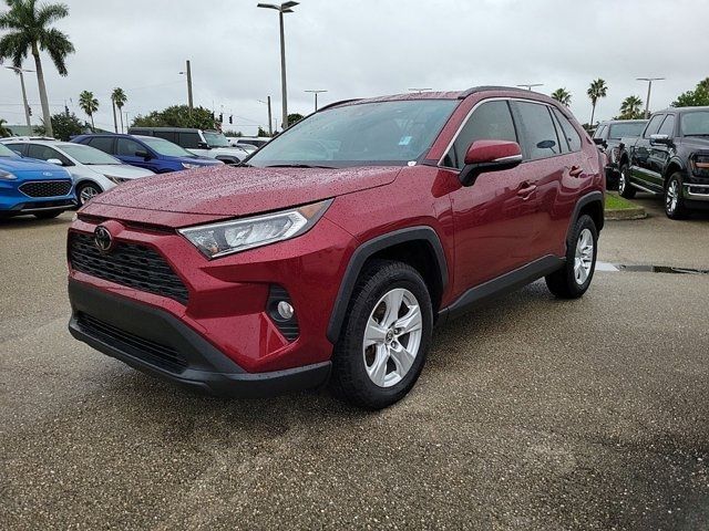 2021 Toyota RAV4 XLE