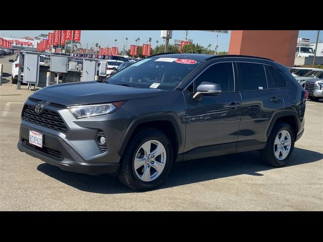 2021 Toyota RAV4 XLE