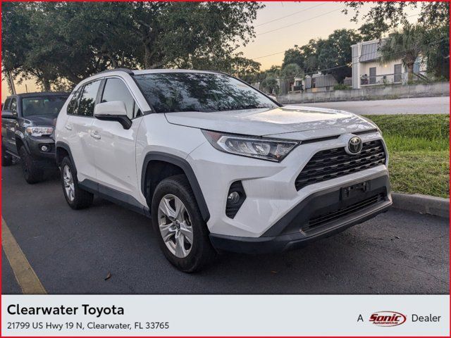 2021 Toyota RAV4 XLE