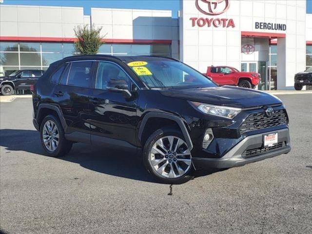 2021 Toyota RAV4 XLE Premium