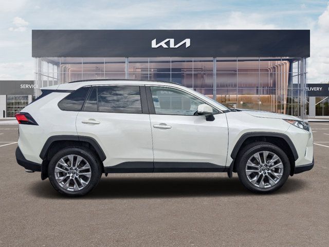 2021 Toyota RAV4 XLE Premium