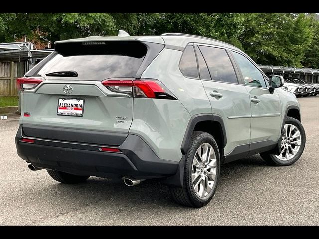 2021 Toyota RAV4 XLE Premium