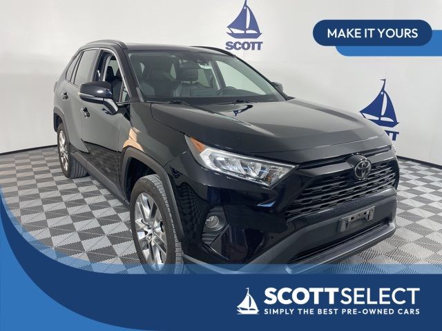 2021 Toyota RAV4 XLE Premium