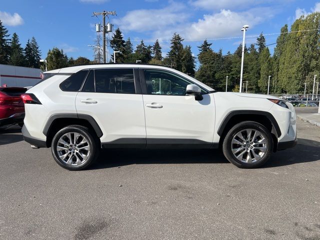 2021 Toyota RAV4 XLE Premium