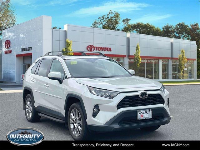 2021 Toyota RAV4 XLE Premium