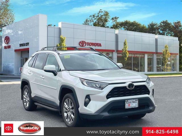 2021 Toyota RAV4 XLE Premium