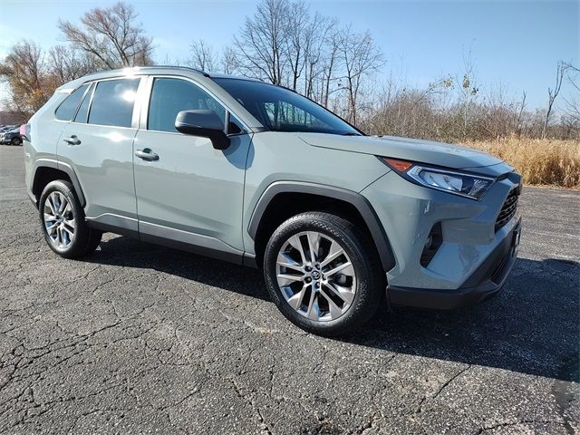 2021 Toyota RAV4 XLE Premium