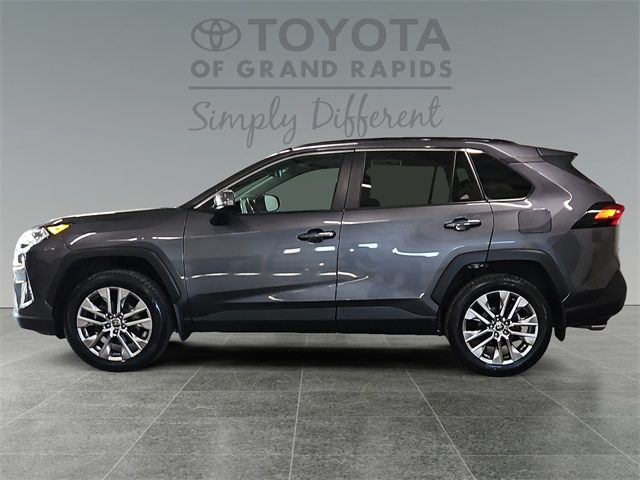 2021 Toyota RAV4 XLE Premium