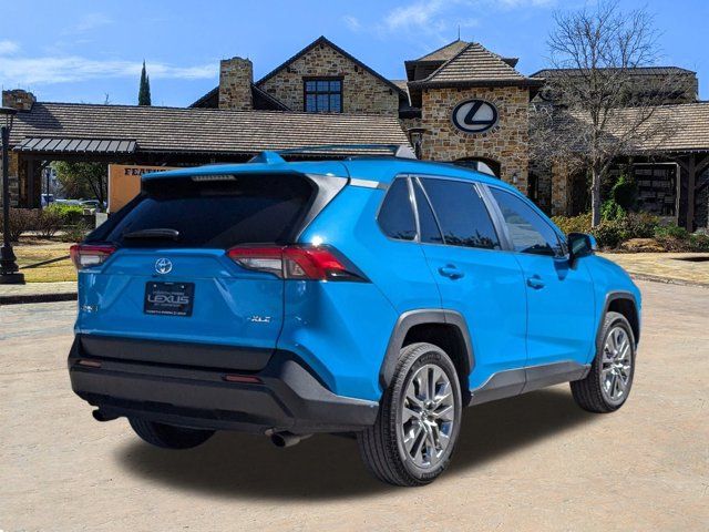 2021 Toyota RAV4 XLE Premium