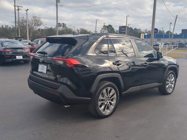 2021 Toyota RAV4 XLE Premium