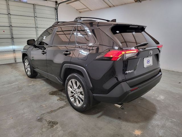 2021 Toyota RAV4 XLE Premium