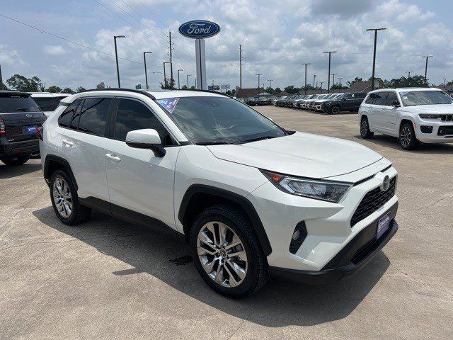 2021 Toyota RAV4 XLE Premium