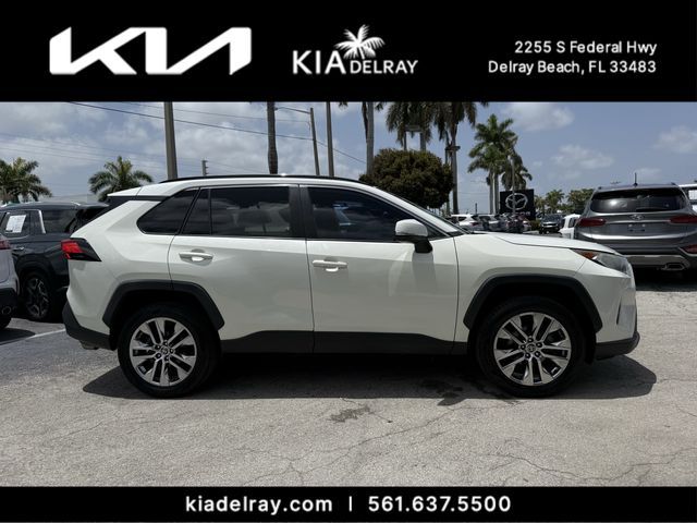 2021 Toyota RAV4 XLE Premium