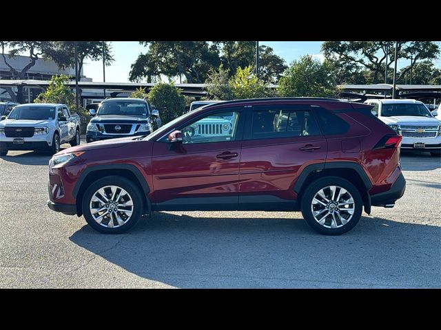 2021 Toyota RAV4 XLE Premium