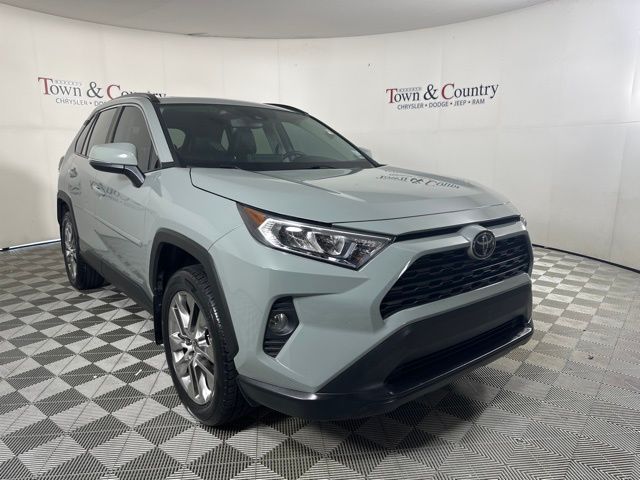 2021 Toyota RAV4 XLE Premium