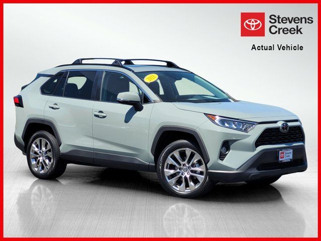 2021 Toyota RAV4 XLE Premium