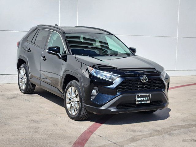 2021 Toyota RAV4 XLE Premium