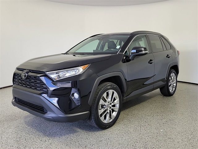 2021 Toyota RAV4 XLE Premium