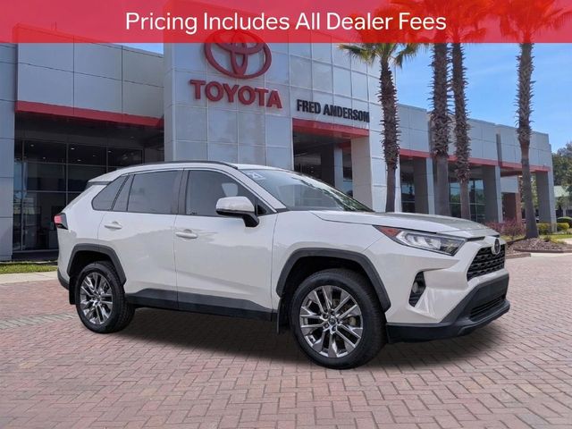 2021 Toyota RAV4 XLE Premium