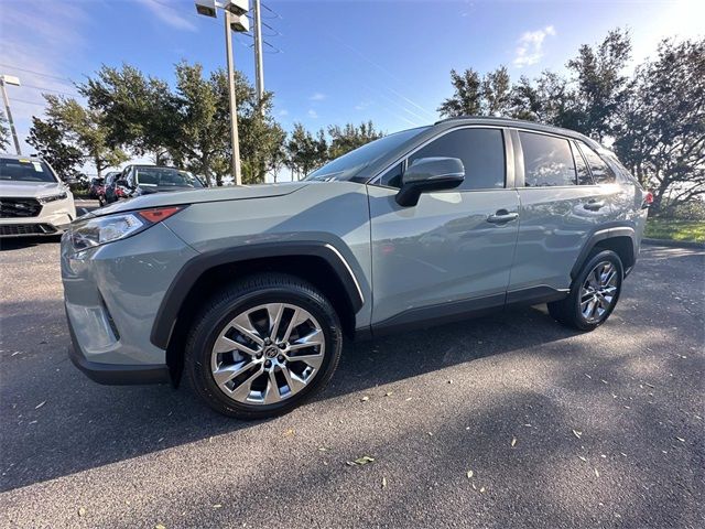 2021 Toyota RAV4 XLE Premium